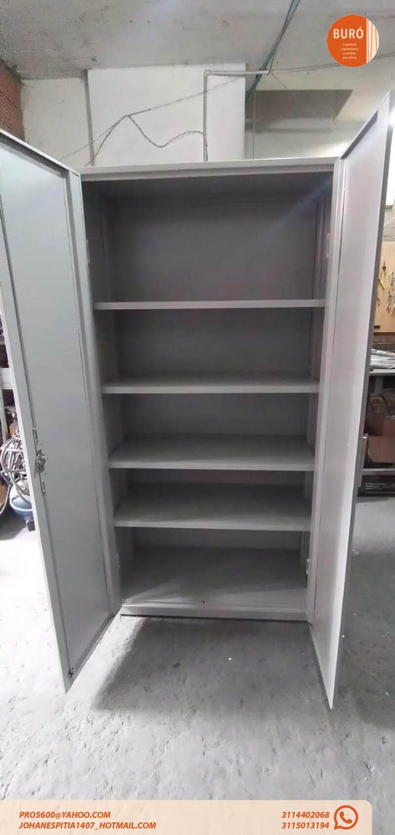 Biblioteca metalica.jpg